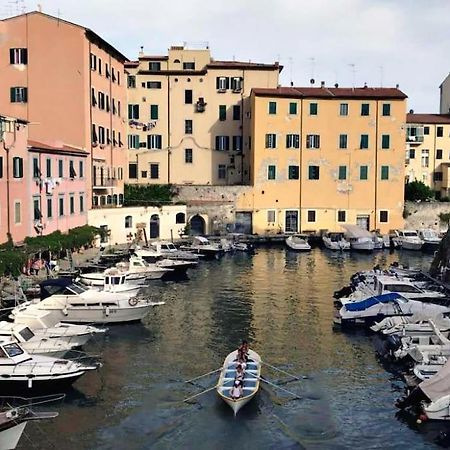 Casa Vacanze Completa Di Tutto E Anche Di Piu Livorno Buitenkant foto