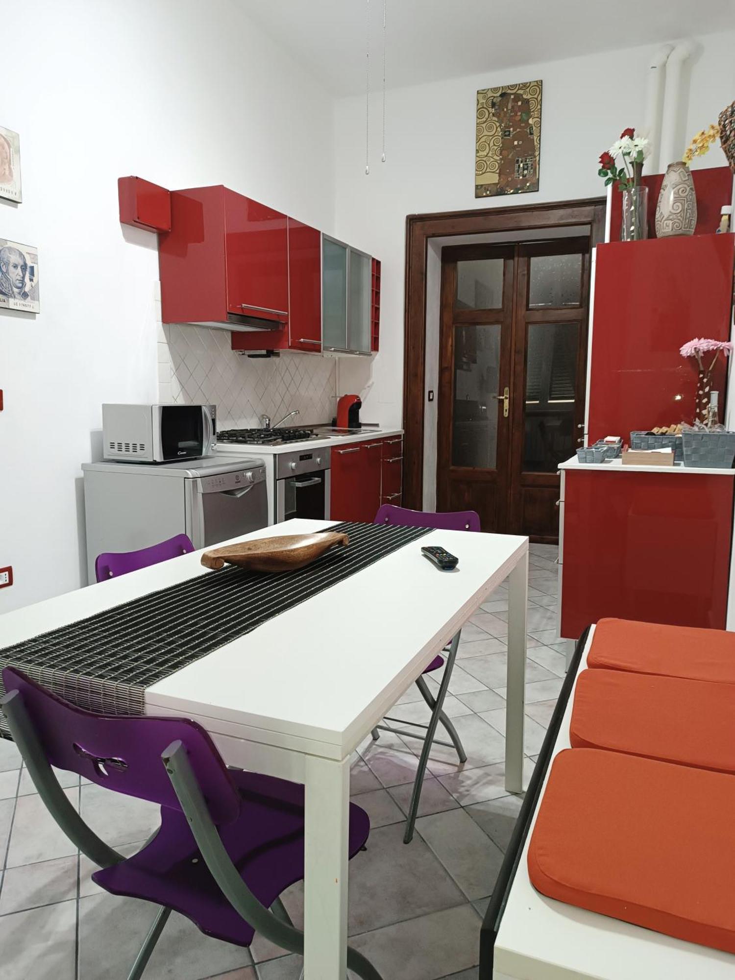 Casa Vacanze Completa Di Tutto E Anche Di Piu Livorno Buitenkant foto