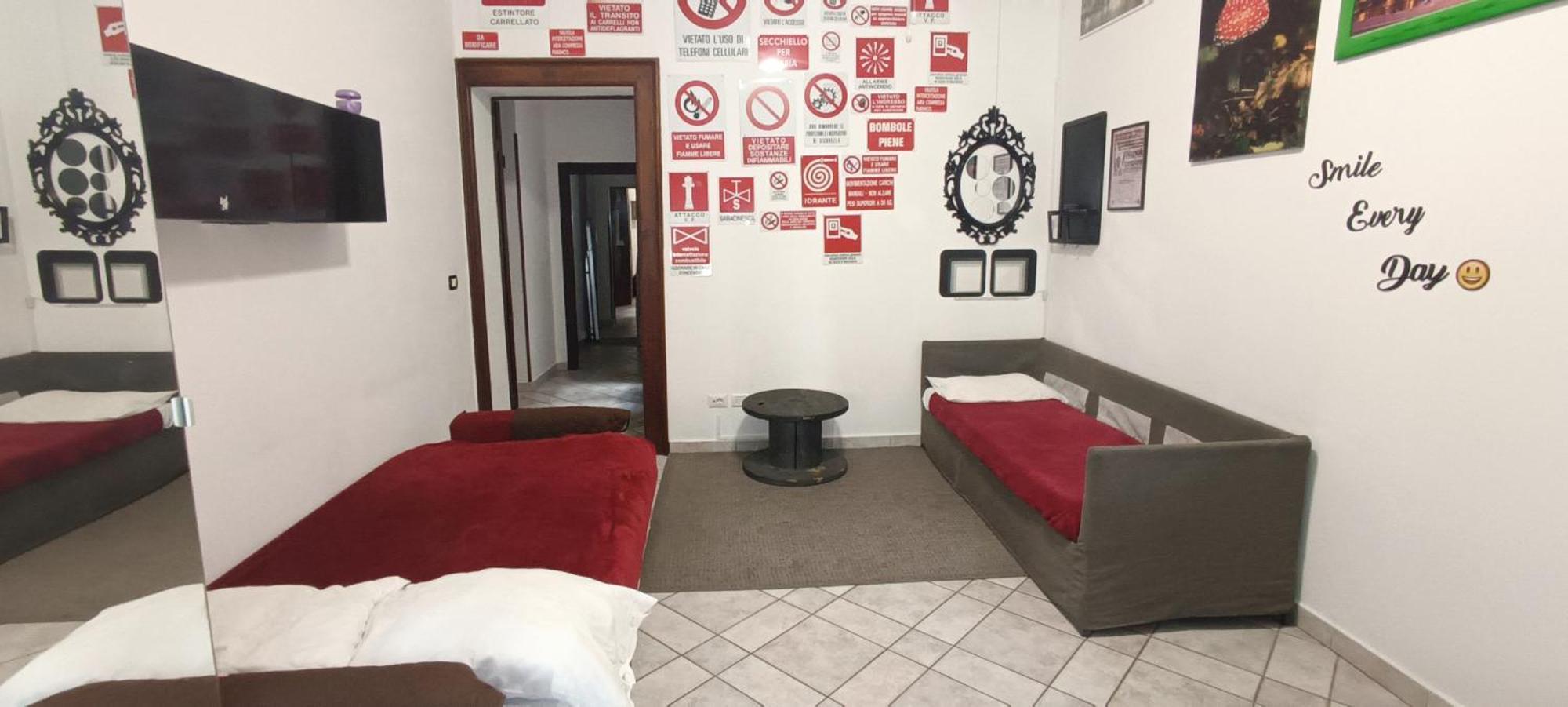 Casa Vacanze Completa Di Tutto E Anche Di Piu Livorno Buitenkant foto